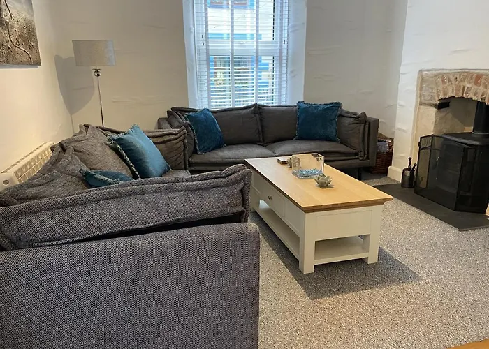 Triple Deck Cottage - 2Mins From Mevagissey Harbour