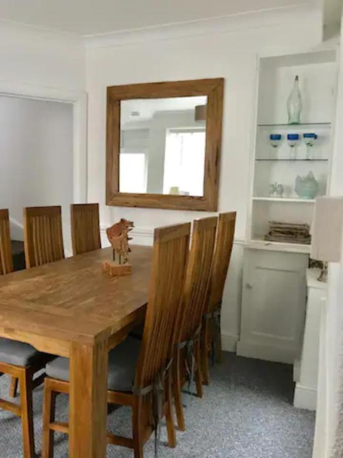 Triple Deck - 2mins From Harbour Holiday home